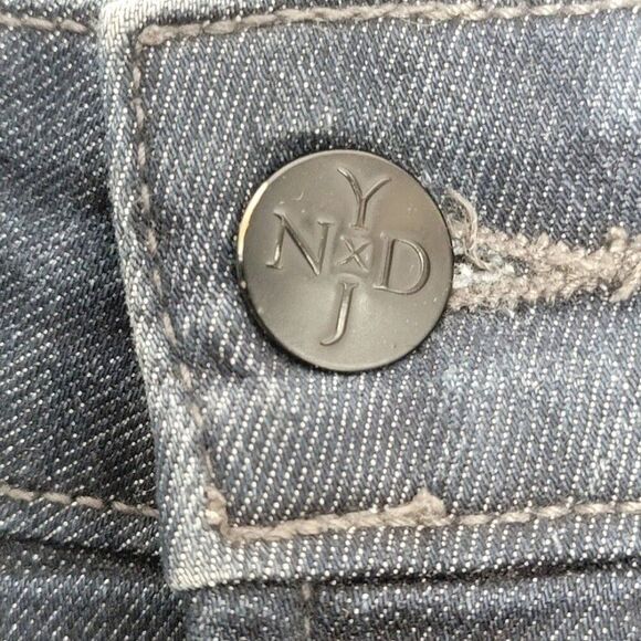NYDJ Marilyn Straight Leg Jeans Size 2P Dark Wash Blue Denim USA 26x29 - Picture 11 of 12